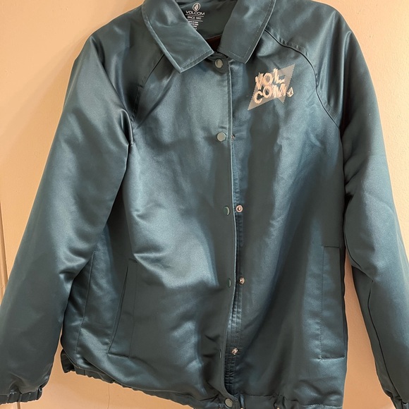 Green satin Volcom jacket. - Picture 3 of 7